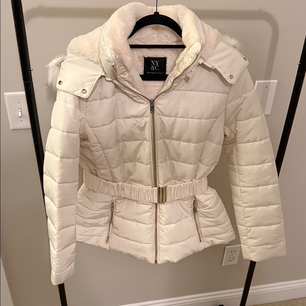New York & Company Women's Cream Puffer Jacket with Detachable Hood- Size Large